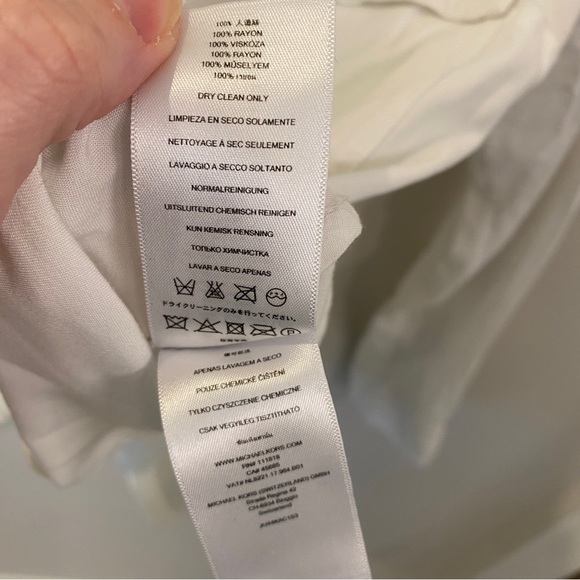 Michael Michael Kors Ladies White Button-Down Shirt Size Medium - Picture 7 of 7